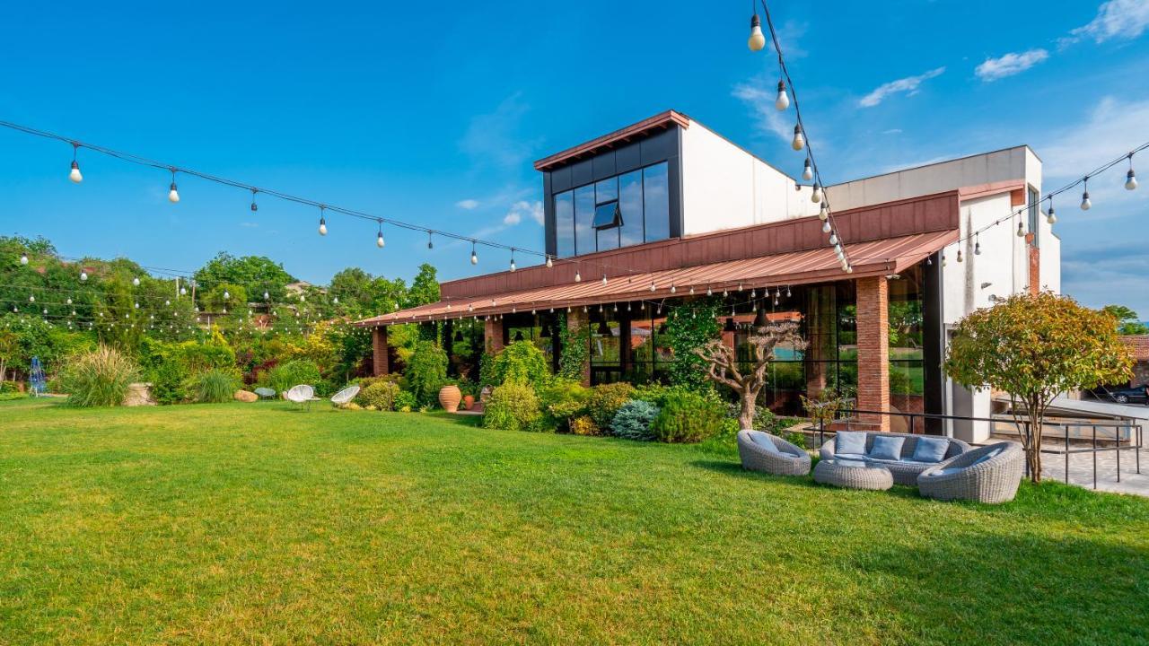 מלון Manavi Giuaani Winery מראה חיצוני תמונה