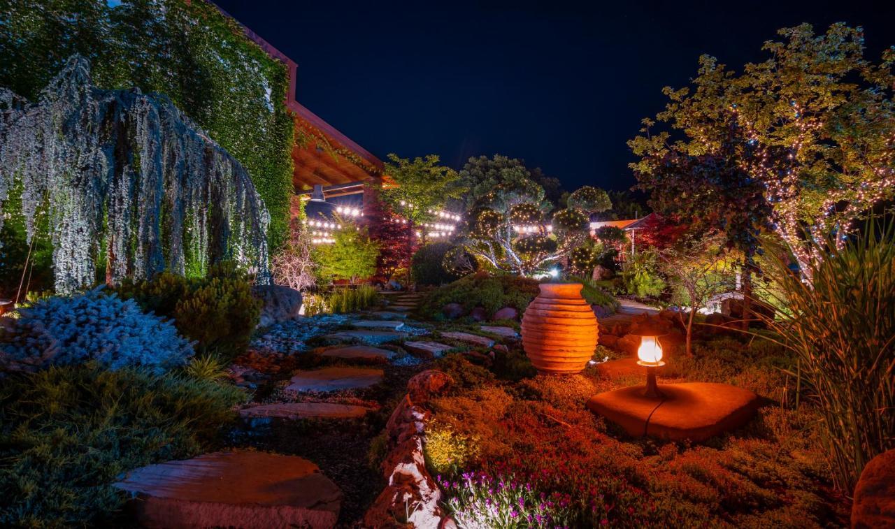 מלון Manavi Giuaani Winery מראה חיצוני תמונה