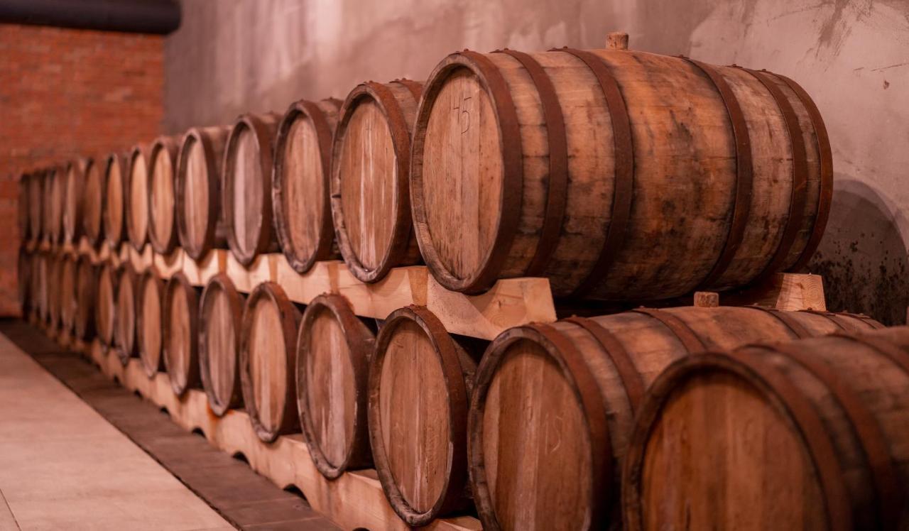 מלון Manavi Giuaani Winery מראה חיצוני תמונה